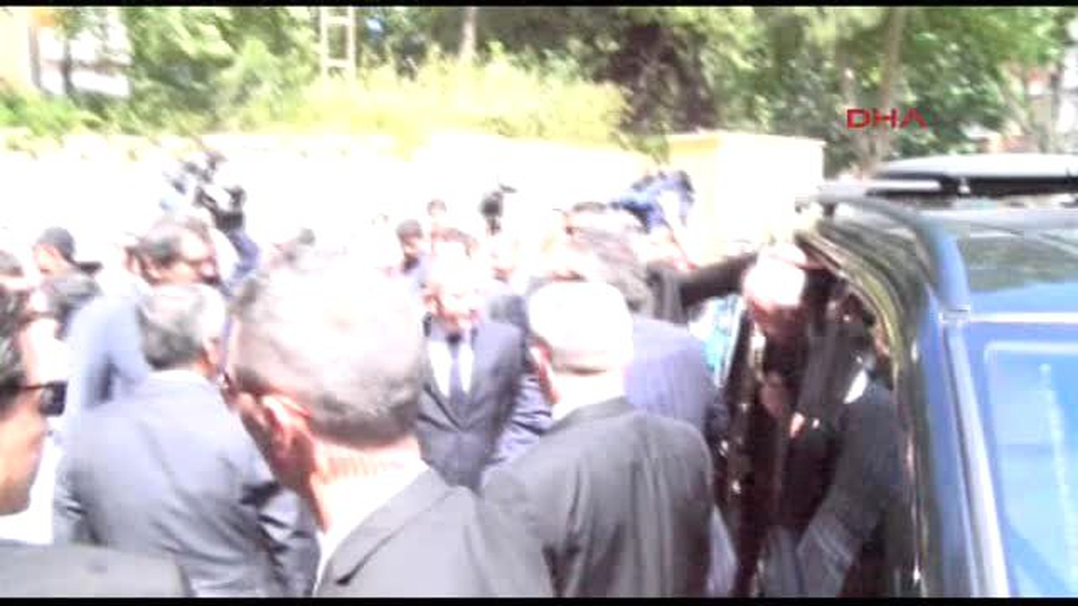 Kılıçdaroğlu, Haseki\'de Yaralıları Ziyaret Ediyor - 1