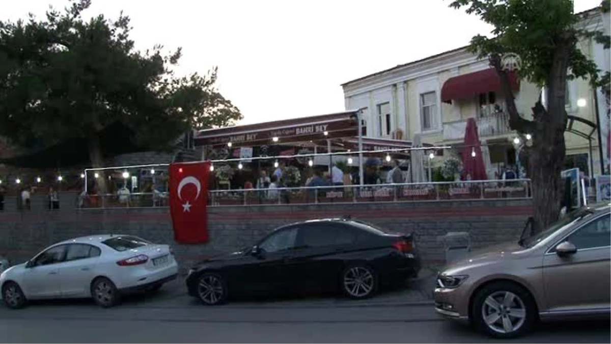 Lezzet Ustaları Orucu İki Saat Sonra Açıyor - Edirne