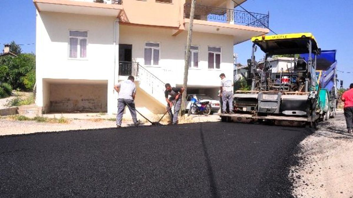 Manavgat\'ın Grup Yollarına Asfalt