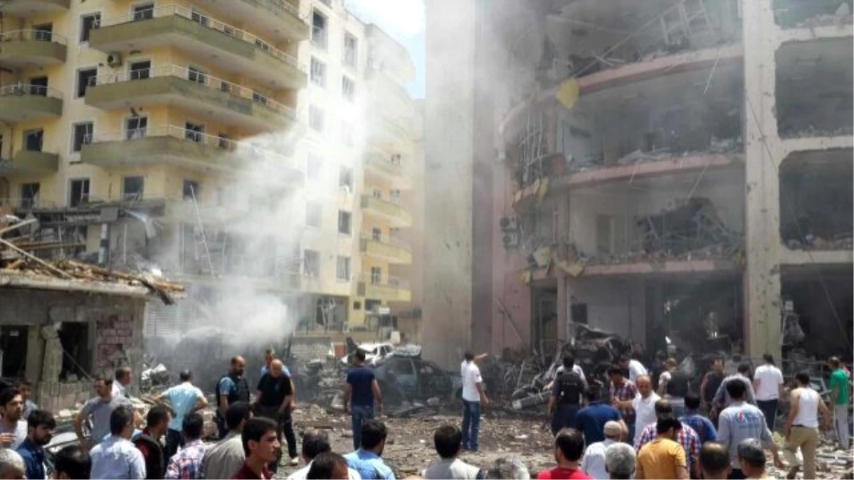 Midyat İlçe Emniyet Müdürlüğü\'ne Bombalı Saldırı: 4 Şehit, 37 Yaralı
