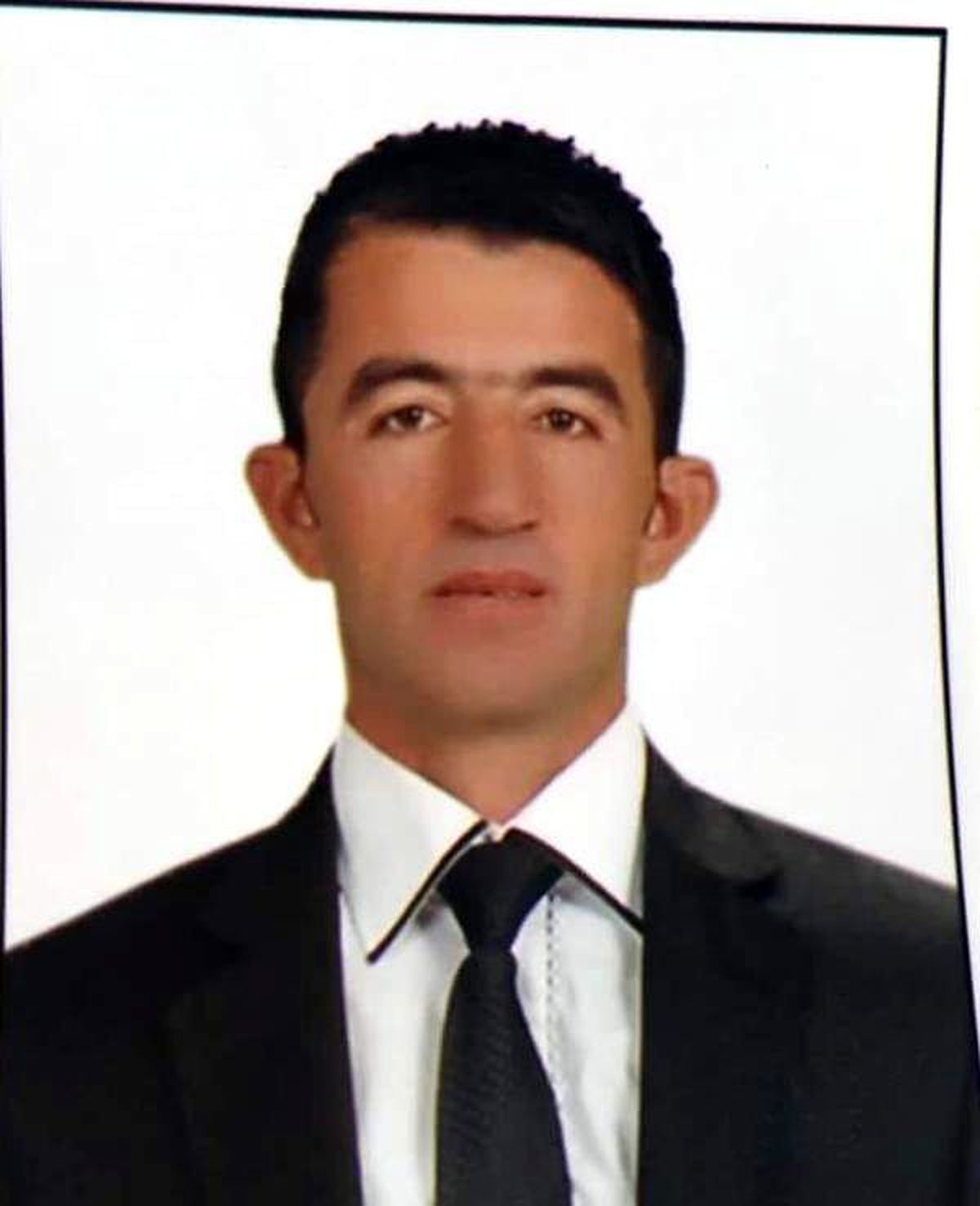 PKK\'dan Midyat Emniyet Müdürlüğü\'ne Bombalı Araçla İntihar Saldırısı: 2 Polis Şehit, 3 Sivil Öldü,...