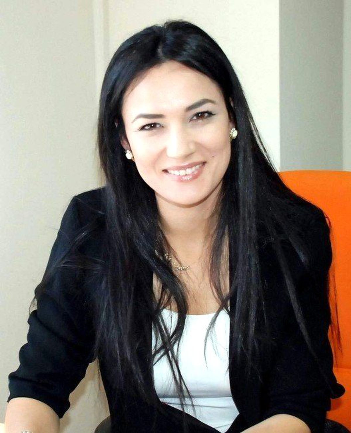 2006 Türkiye Güzeli Sarıbaş, AK Parti İl Kadın Kolları Başkanı Oldu