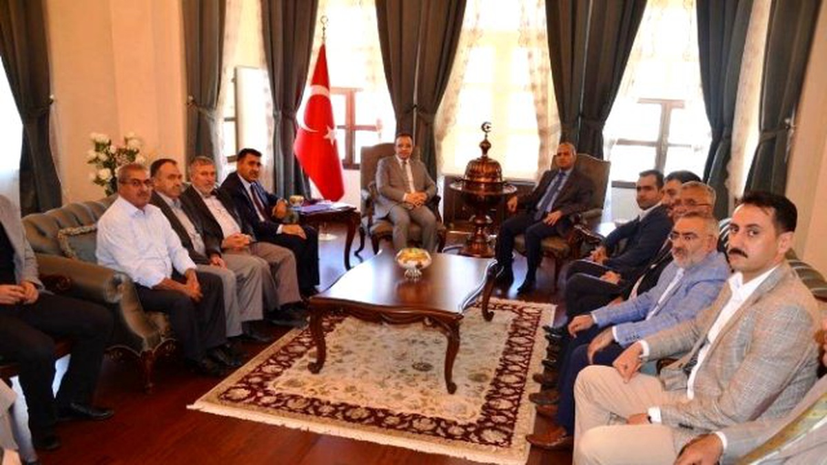 AK Parti İl Teşkilatından Vali Çataklı\'ya Ziyaret