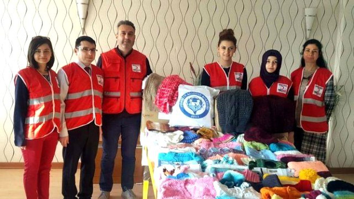 Aydın Kızılay \'Gönül Örgüsü\'nde Türkiye 1. Oldu