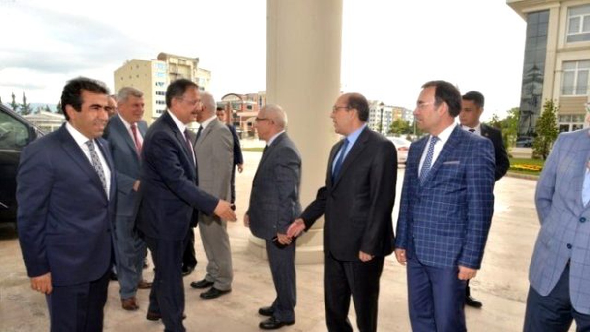Bakan Özhaseki, Kocaeli\'de Ziyaretlerde Bulundu