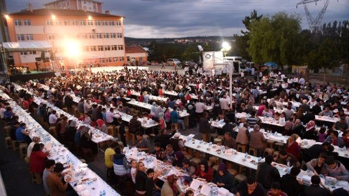 Belediyenin Mahalle İftarları Başlıyor
