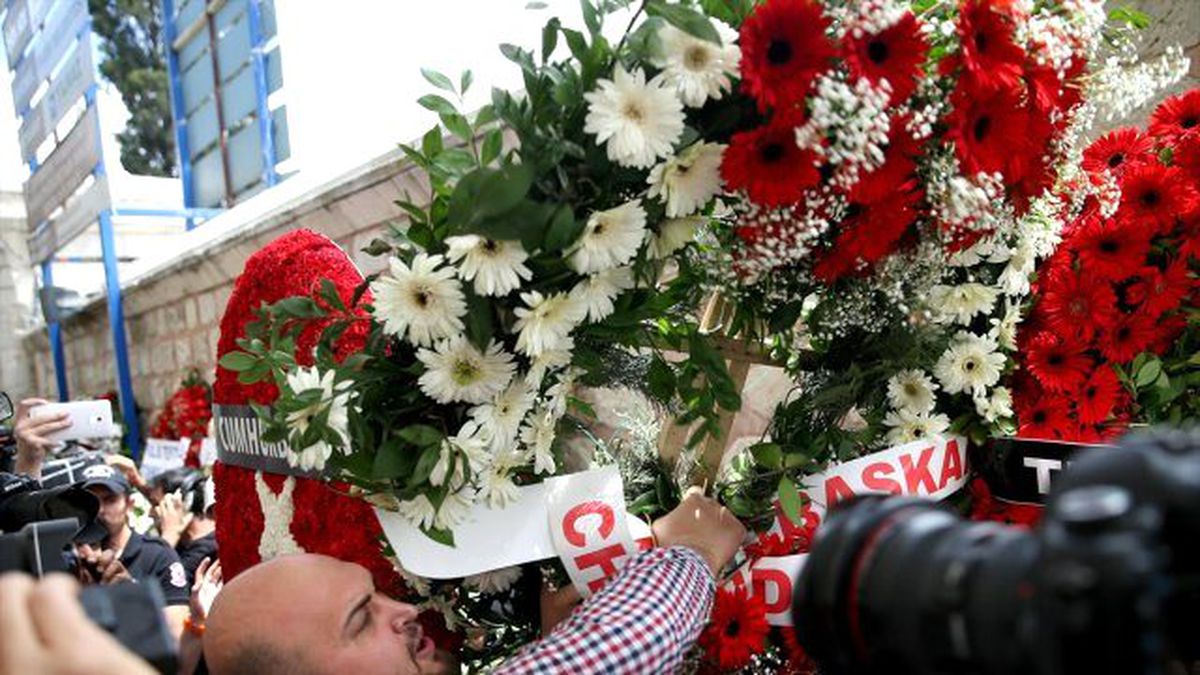 CHP'li Özel: O Çelengi Koruyamayanın Kafasına Geçirmesini de Biliriz