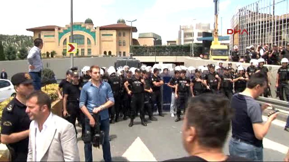 CHP\'lilerden Kurşun Protestosu