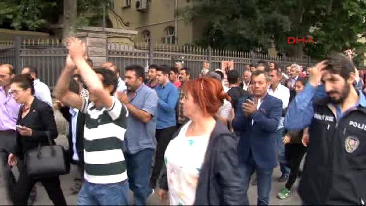 CHP\'lilerden "Kurşun" Protestosu