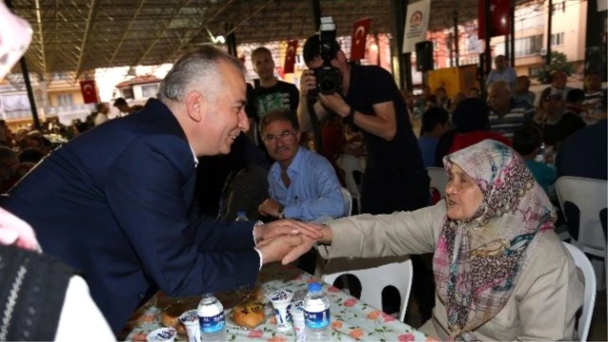 Denizli Karaman ve Değirmenönü Mahalle Sakinleriyle İftarda Buluştu