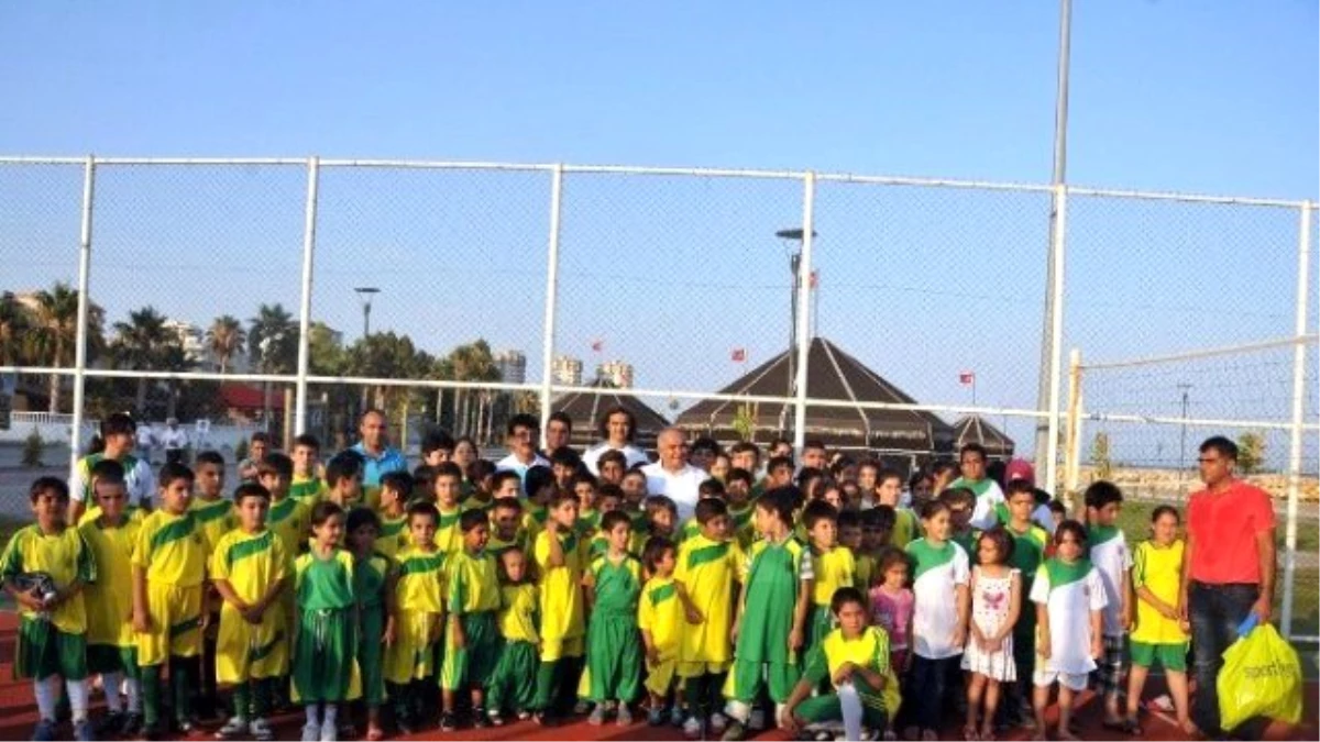 Erdemli Belediyesi Yaz Spor Okullarına Kayıtlar Başladı
