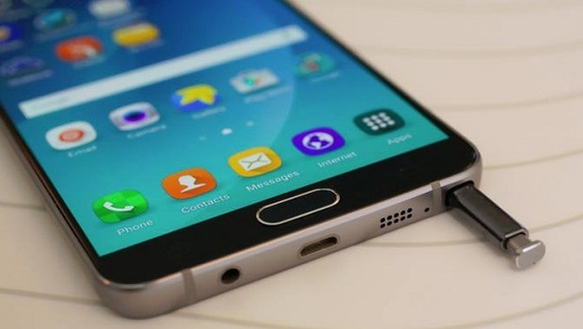 Galaxy Note 6 mı Galaxy Note 7 mi Geliyor?