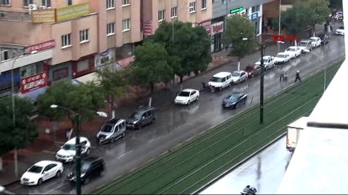 Gaziantep\'te Sağanak Yağmur Etkili Oldu