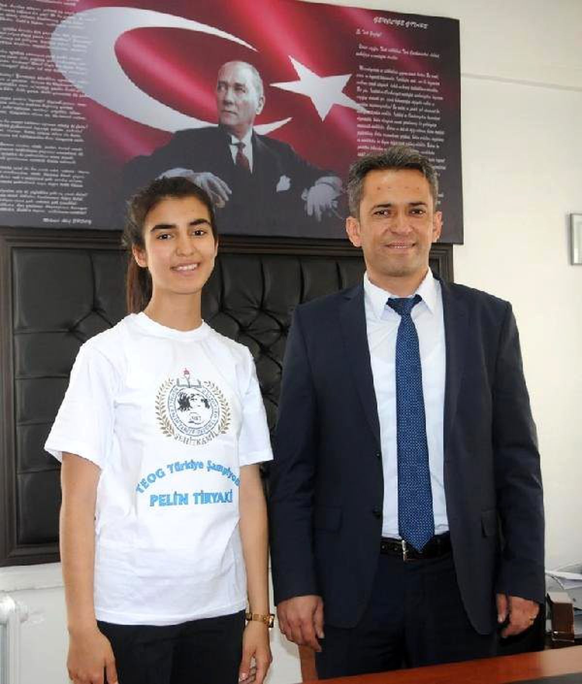 Gaziantep\'te Teog\'da Tam Puan Alan Öğrenci Ödüllendirildi