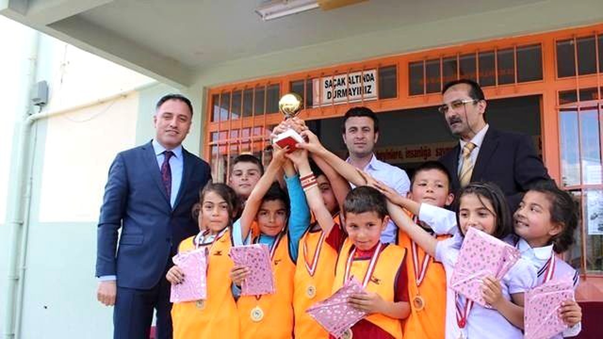 Habib Güleser Öztaş İlkokulunda Futbol Turnuvası