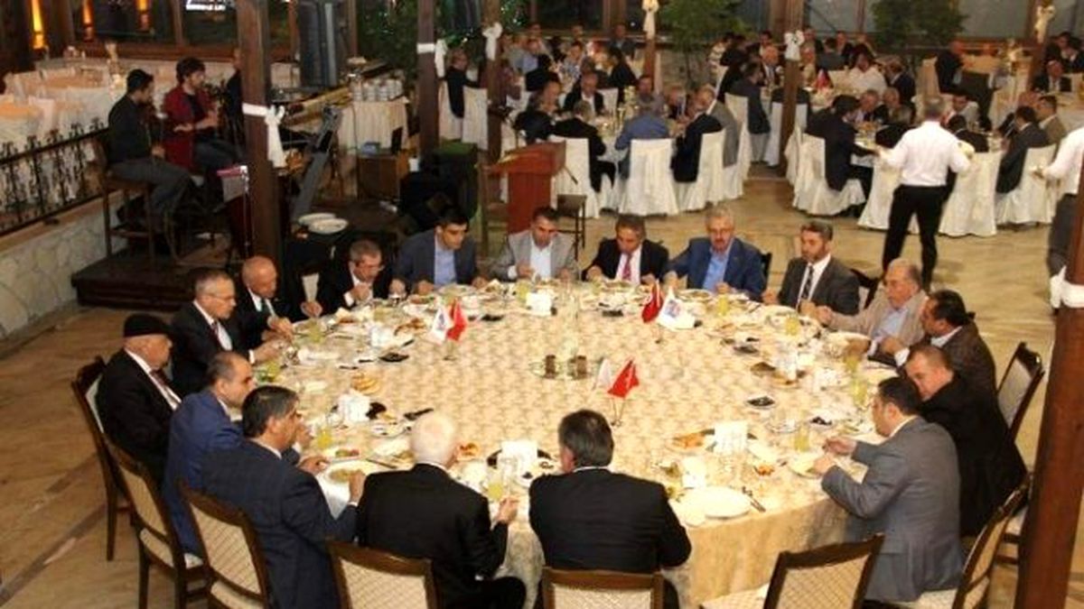 Kardemir İftar Yemeği Verdi