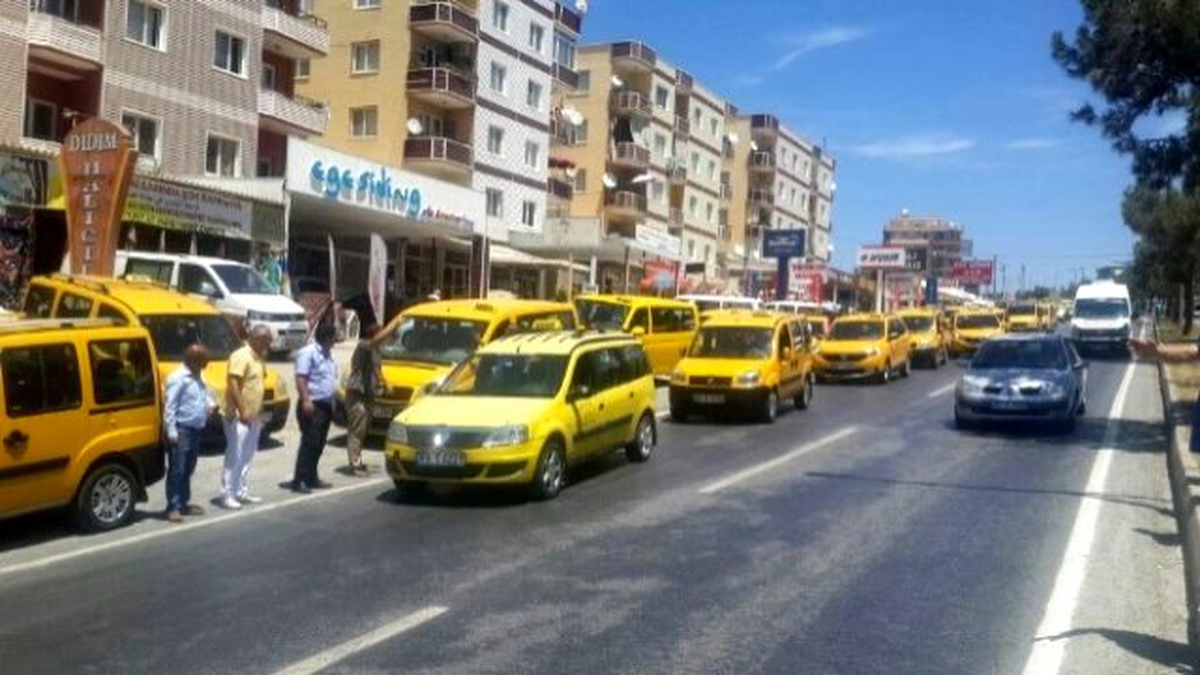 Kuşadalı Taksicilerin Sorunu Çözüldü