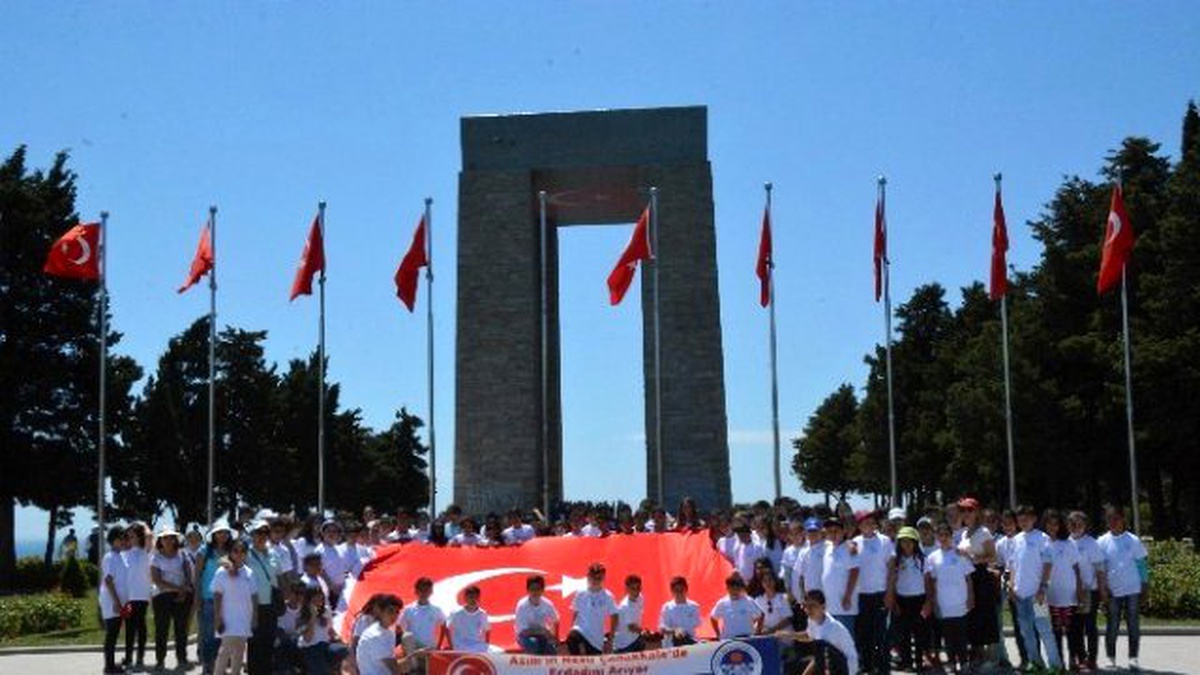Mersinli Çocuklar Çanakkale Ruhunu Doyasıya Yaşadı