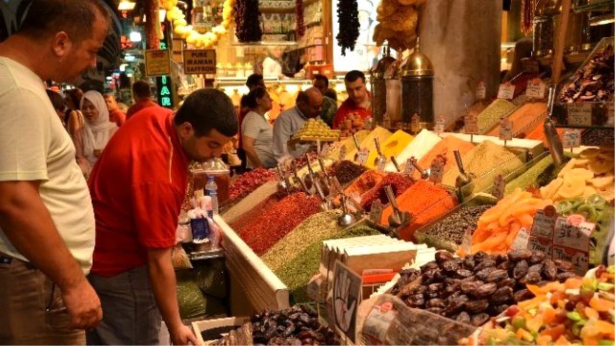 Mısır Çarşısı Esnafı da Terör Mağduru