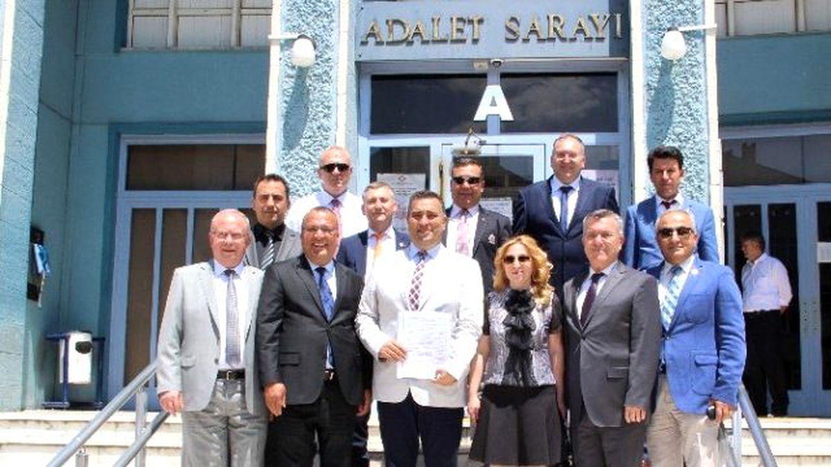 Muhasebecilerin Yeni Temsilcileri Mazbatalarını Aldı