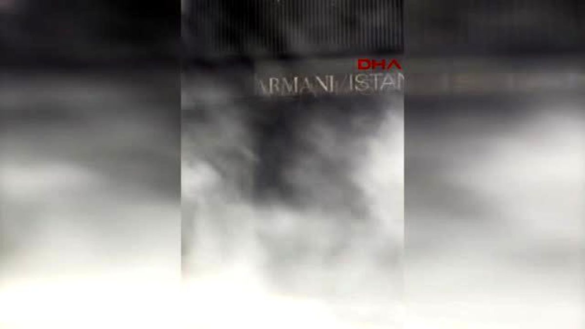 Nişantaşı'nda 6 Katlı Mağazada Yangın