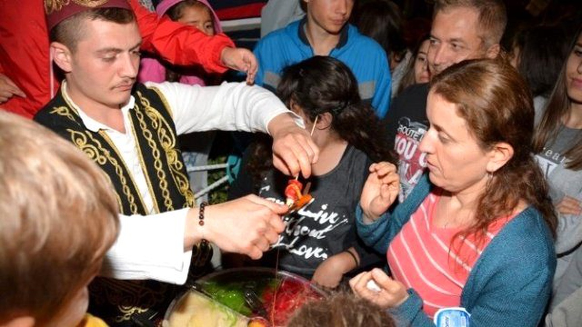 Süleymanpaşa Ramazan\'da Geleneklerini Yaşıyor