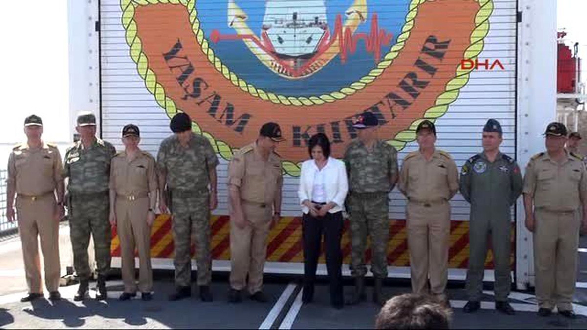 Türkiye Düzensiz Göçle Mücadelede Ege\'den Sonra Akdeniz\'de Var Olduğunu Gösterdi