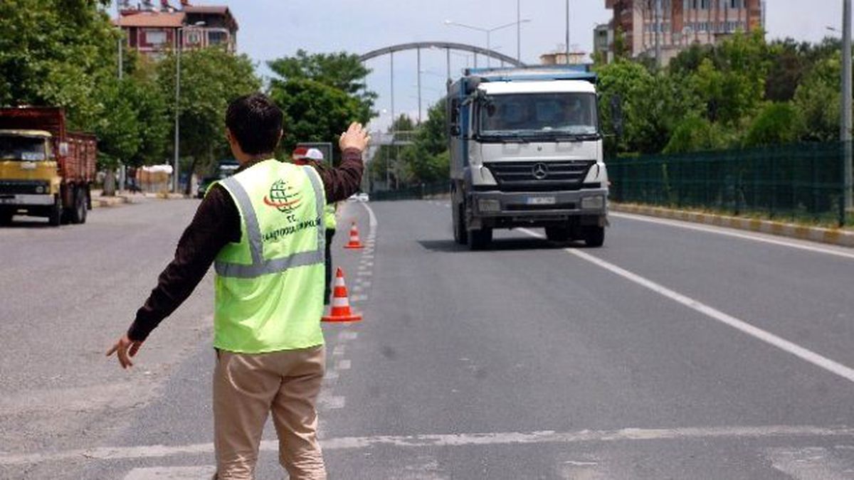 Ulaştırma Bölge Müdürlüğü Ekipleri Ağır Tonajlı Araçları Denetledi