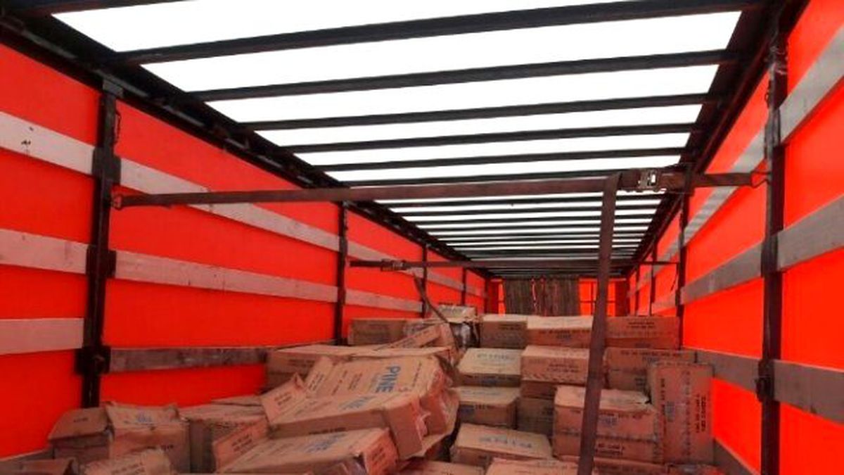 Van\'da 337 Bin 500 Paket Kaçak Sigara Ele Geçirildi