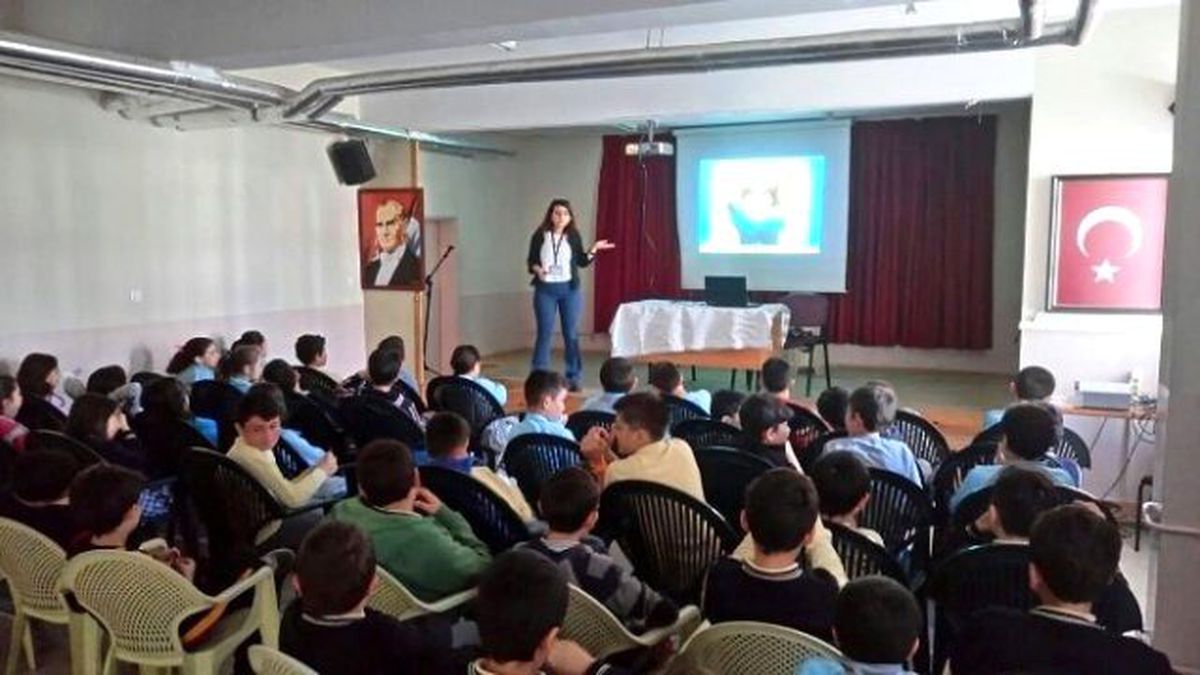 5 Bin 600 Öğrenciye En Anlamlı Eğitim