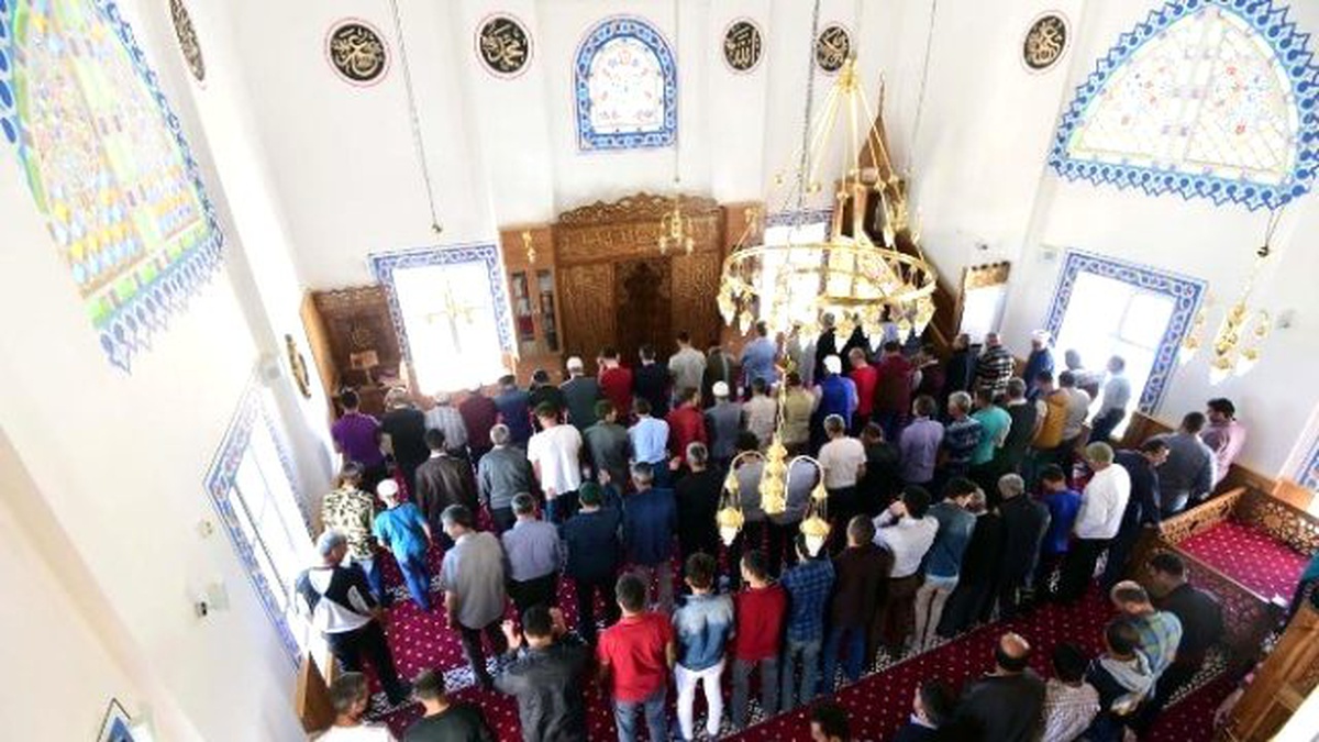 Ahıskalı Türkler İlk Cuma Namazlarını Kıldı