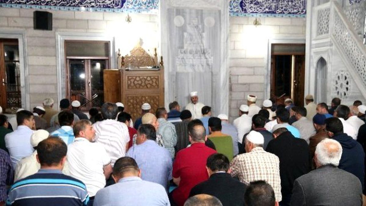 Aksaray Belediyesinin İrfan Sohbetleri Başladı