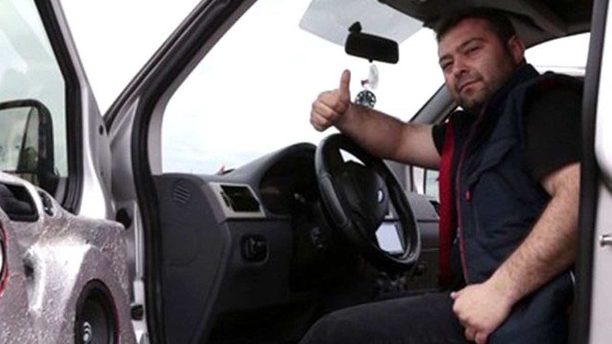 Aracına 55 Bin Lira Harcadı, Düğünlerin Vazgeçilmezi Oldu