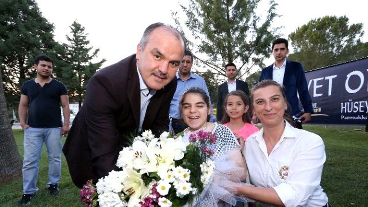 Başkan Gürlesin\'den Engelli Vatandaşlara İftar