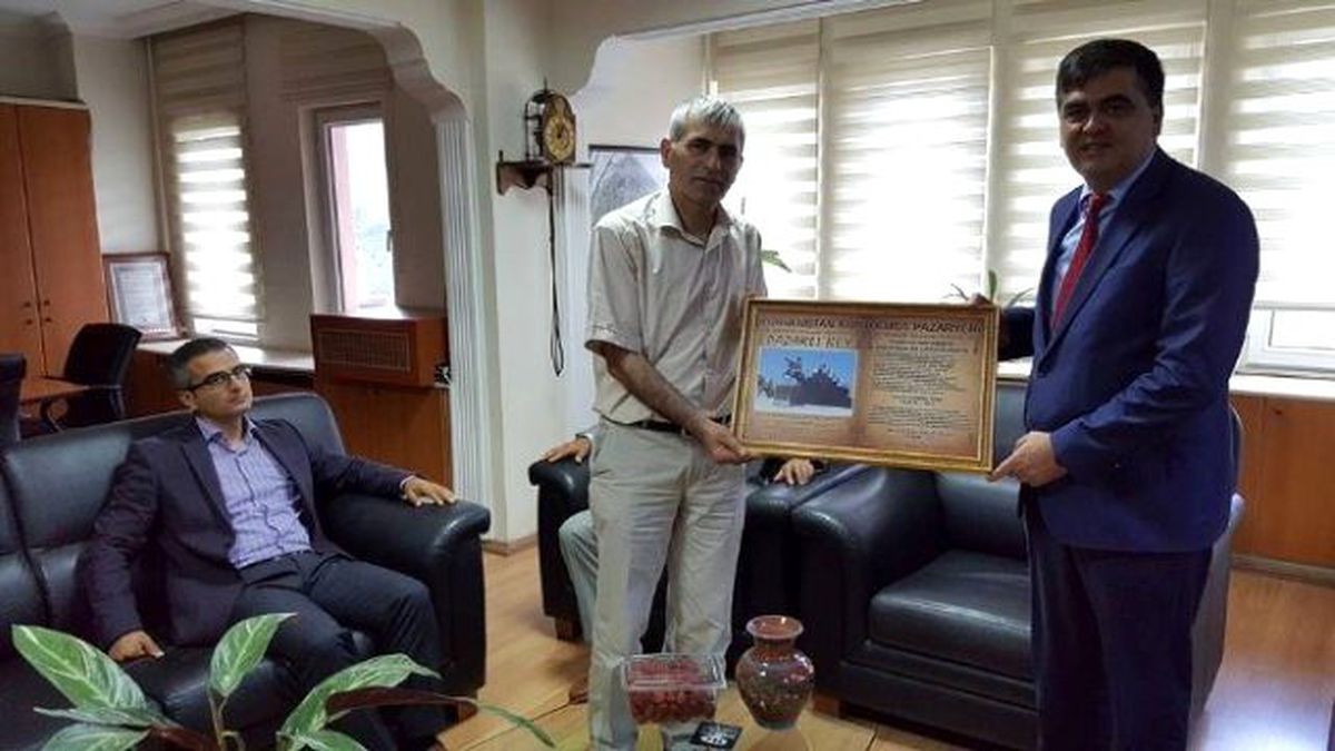 Başkan Yalçın\'dan Vakıflar Bölge Müdürü Emek\'e Ziyaret