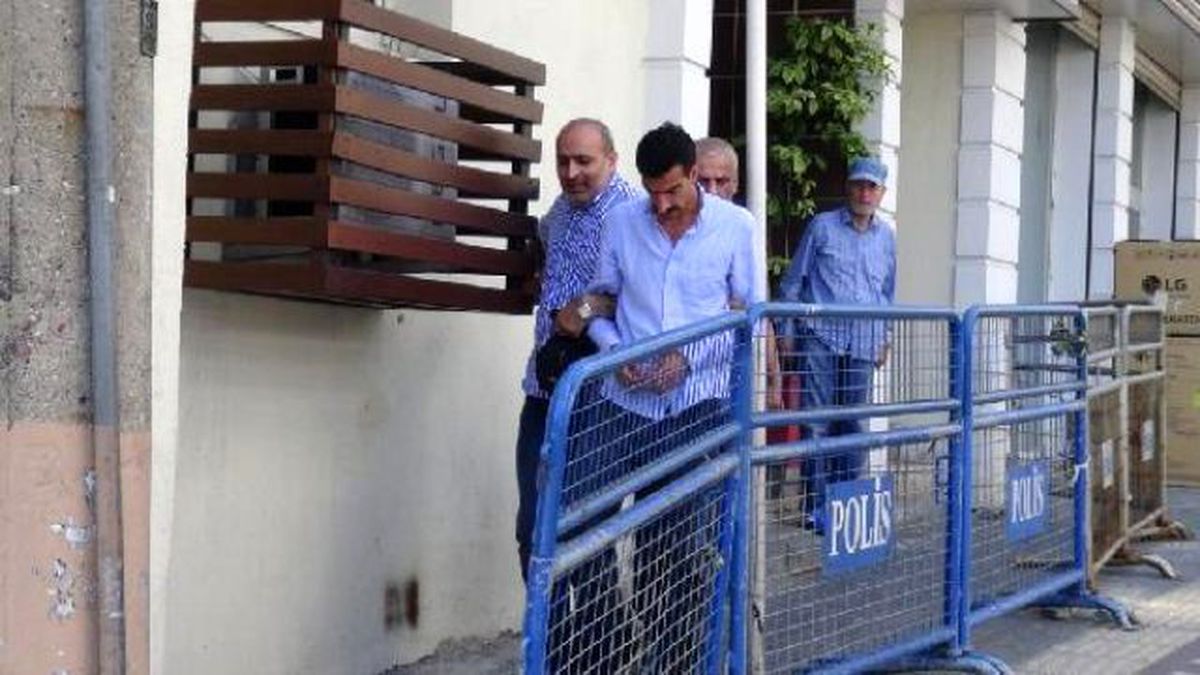 Bursa\'da İki Kadını Sokak Ortasında Döverek Gasp Eden Zanlı Yakalandı