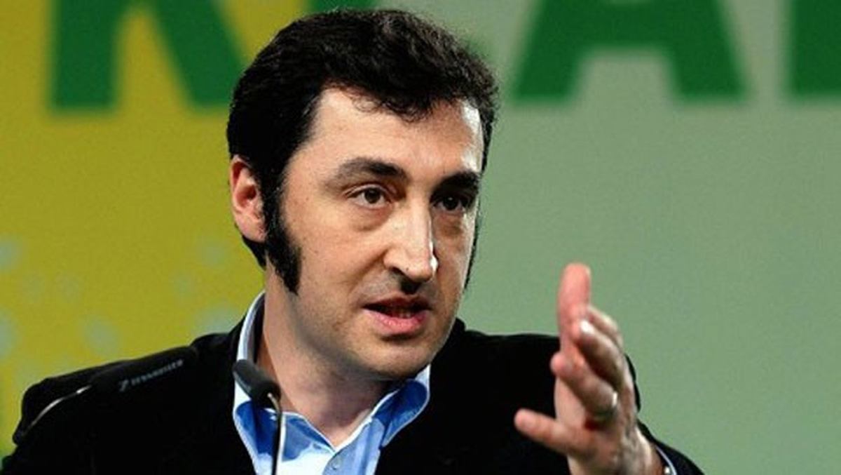 Cem Özdemir\'den Hemşehrilerine Tepki