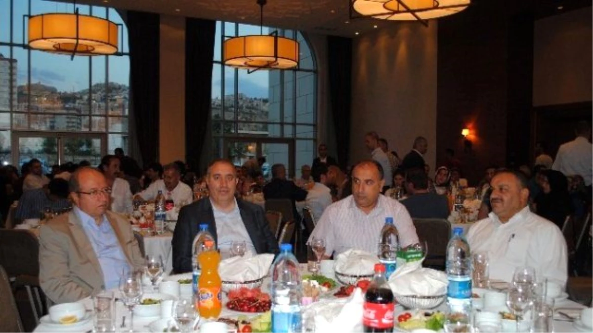 Dicle Elektrik Çalışanları, Mardin\'deki İftarda Buluştu