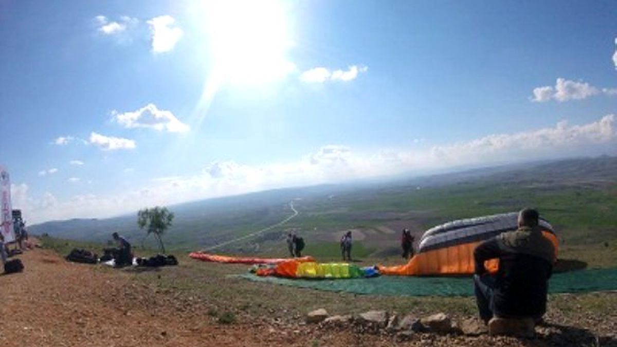 Dicle\'nin Gençleri Başkent Semalarında