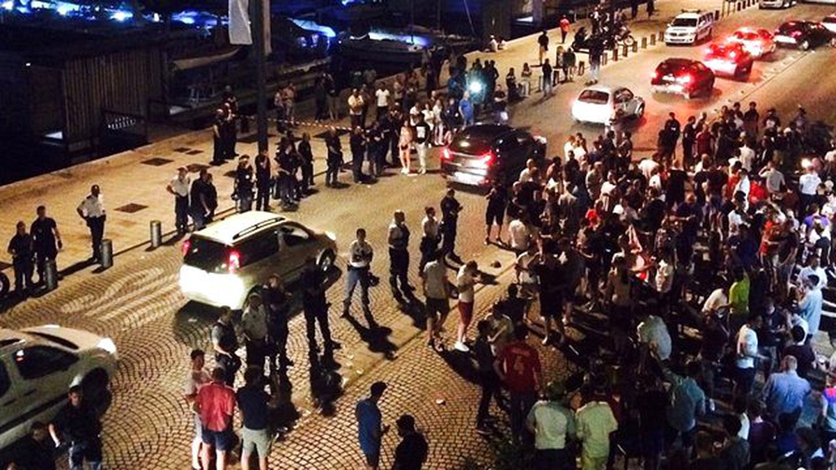 EURO 2016 Öncesi İngilizlerle Fransızlar Kavga Etti