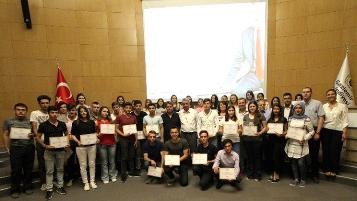 Gaziemir\'de Önce Sertifika, Sonra Diploma