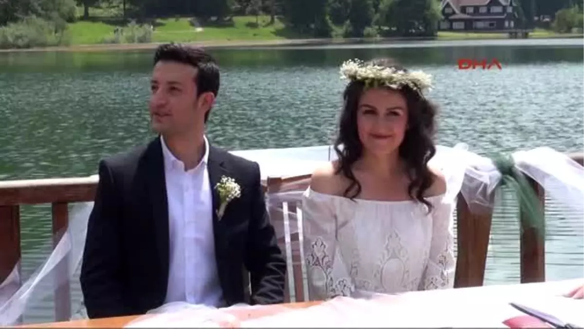 Gölcük'te İskele Üzerinde Nikah