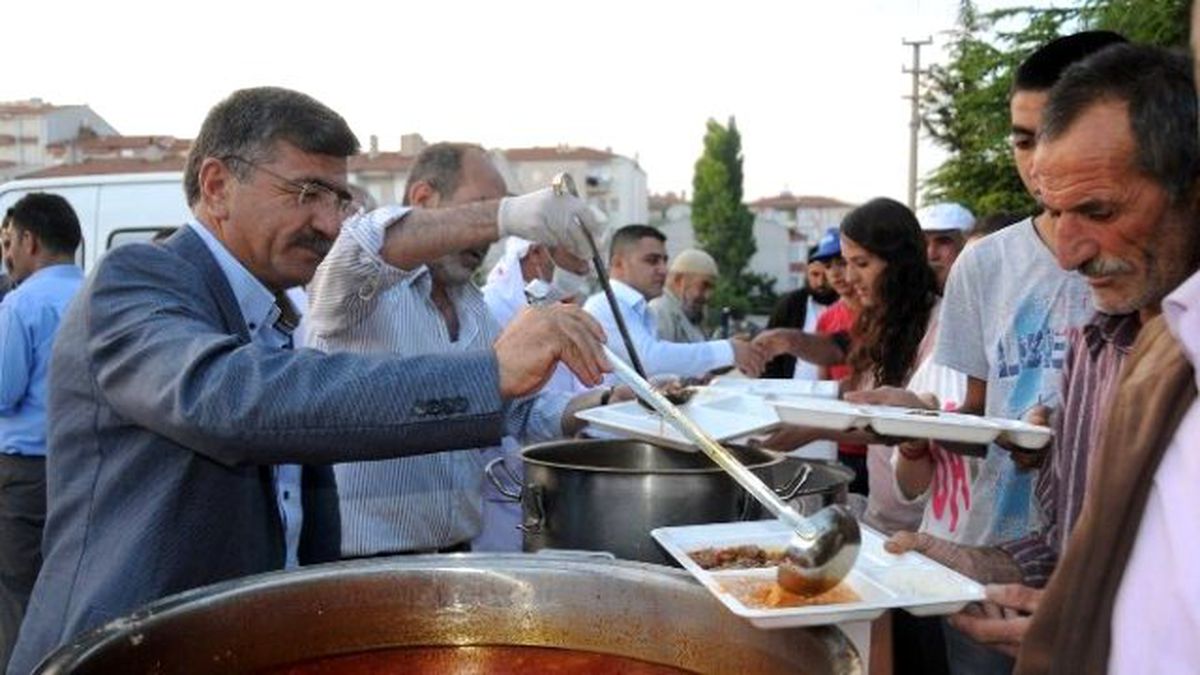 Gönül Sofrası\' Nda Buluşmaları Devam Ediyor