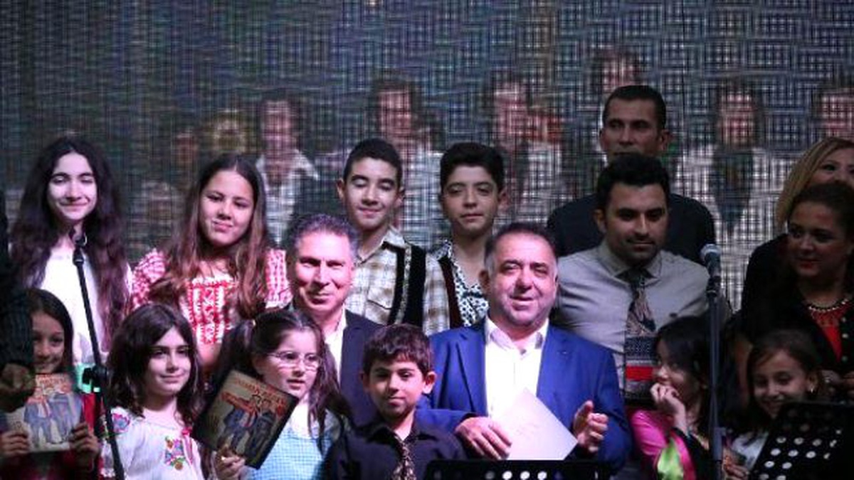İstek Semiha Şakir Okulları Bahar Şenliğinde Hababam Sınıfı Sürprizi