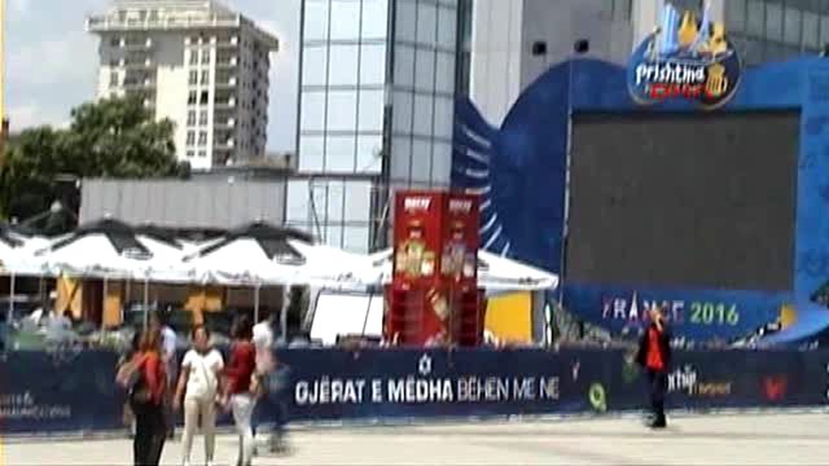 Kosova\'da Euro 2016 Havası Esmeye Başladı