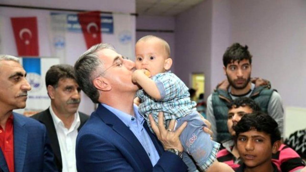 Sığınmacılar ile Mahalleli İftarda Buluştu