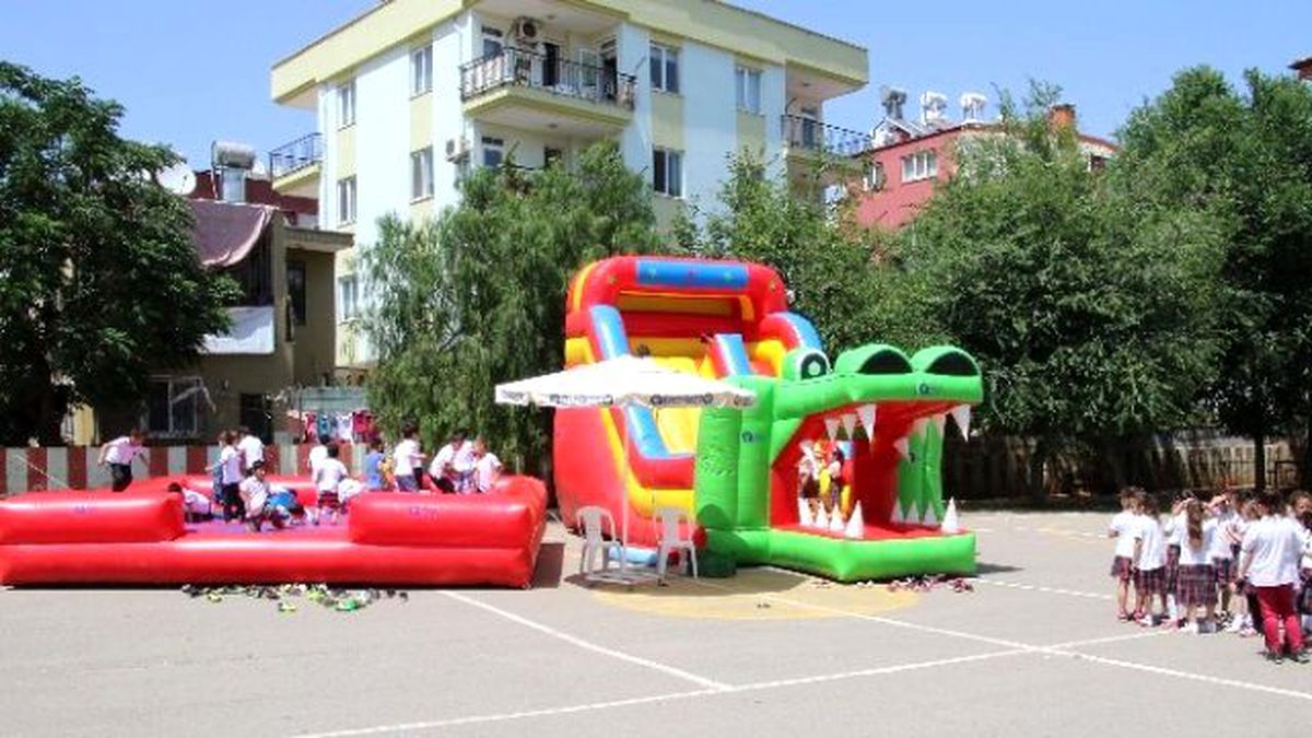 Şişme Oyun Parkları Eğlendiriyor