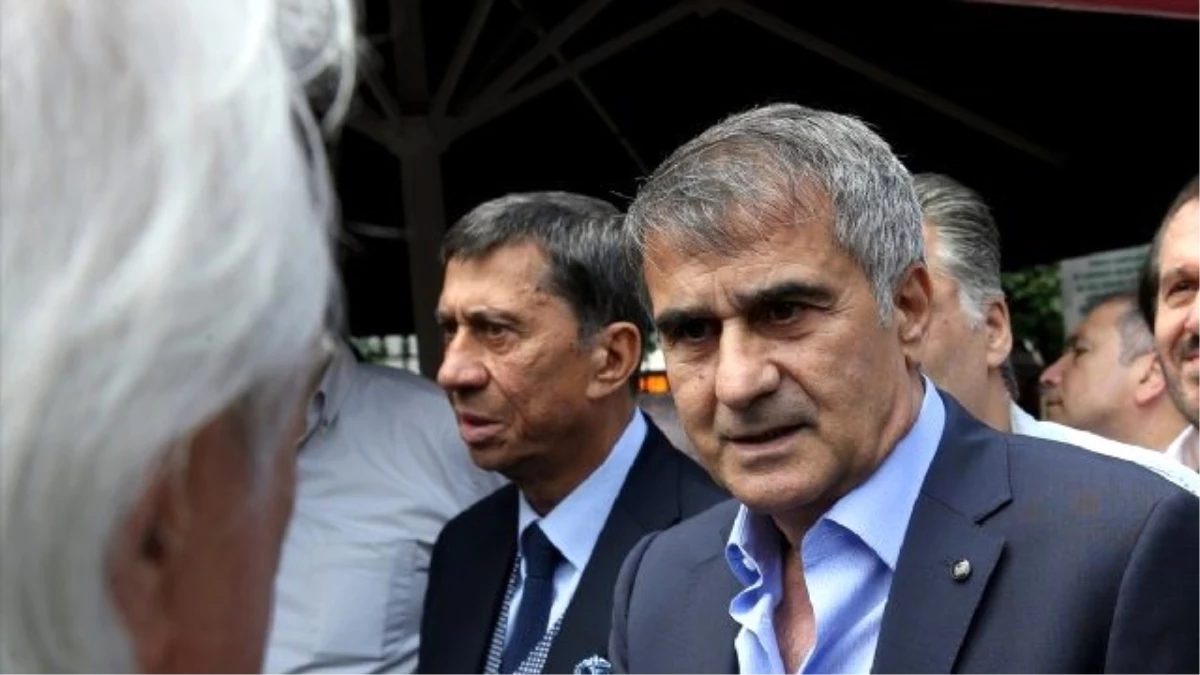 Tanju Gürsu\'nun Görmek İstediği Şenol Güneş, Cenazeye Geldi