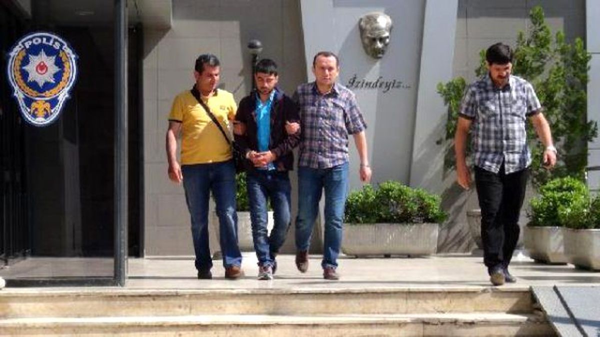 Telefonla Dolandırma Karşılığı Çeteden 50 Gram Eroin Almış