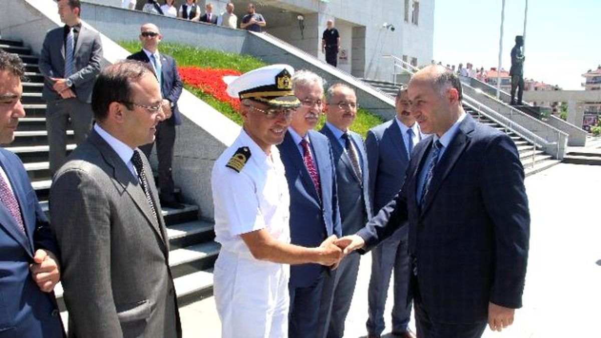 Vali Azizoğlu Törenle Uğurlandı